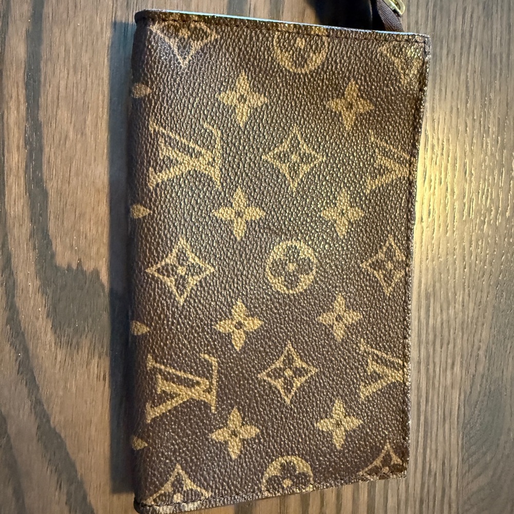 Louis Vuitton Brown Monogram Clutch